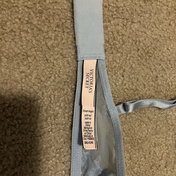Victoria’s Secret bundle. Size 32C - Picture 9 of 9